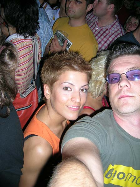 Underworld live crowd